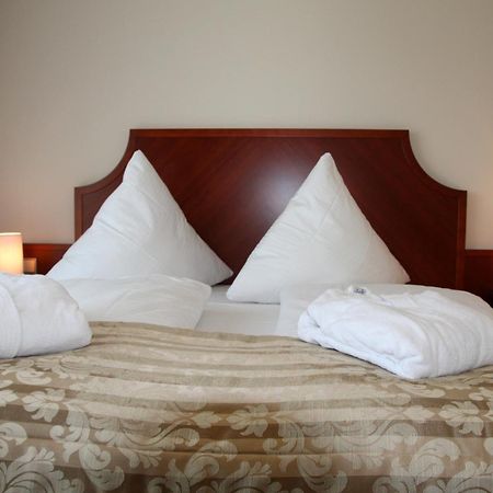 Avalon Hotel Bellevue 페마른 외부 사진