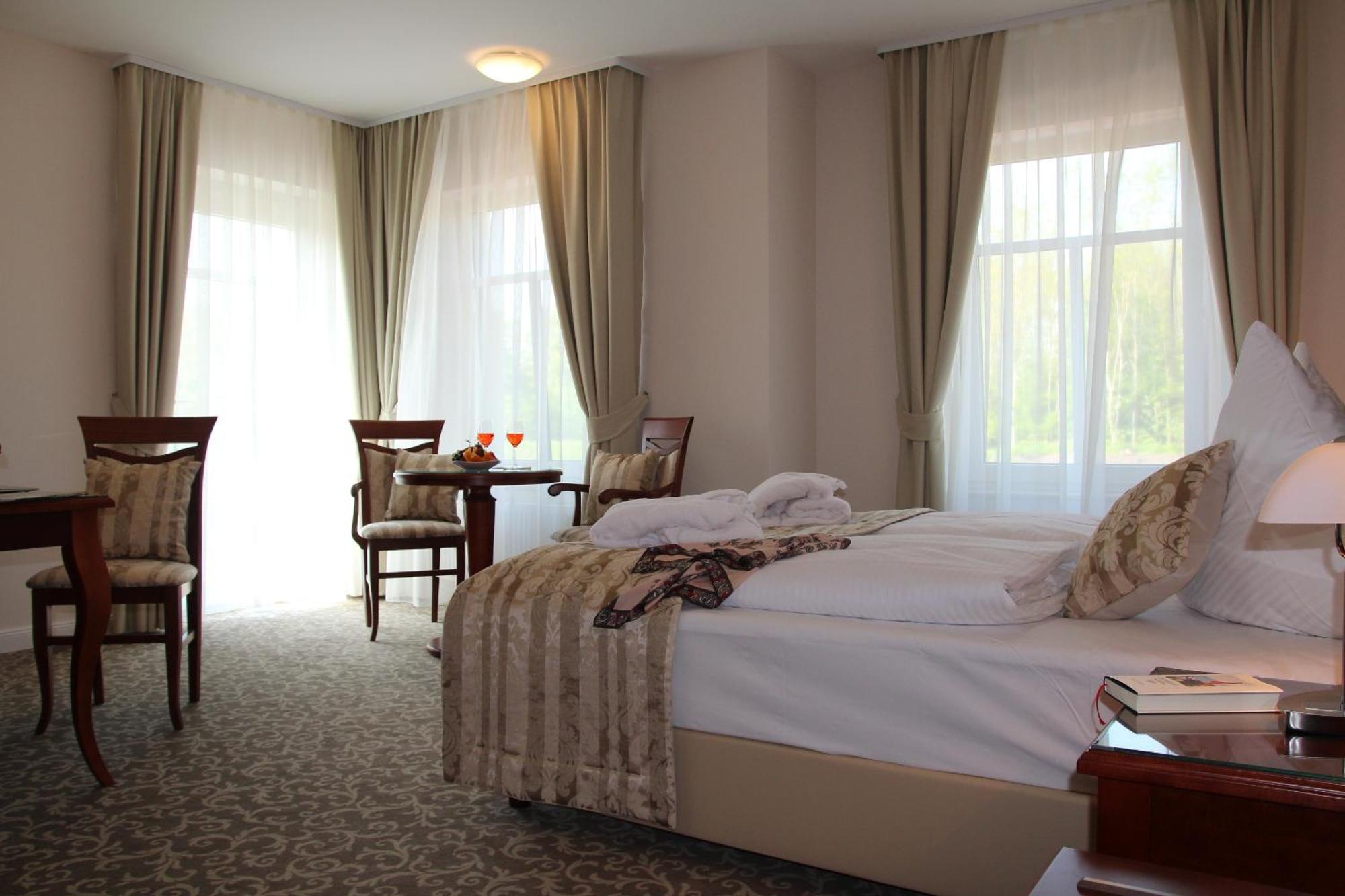 Avalon Hotel Bellevue 페마른 외부 사진